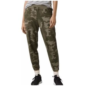 PRANA Cozy Up Ankle Sweatpants, Sage Camo, Drawstring Hemp Blend, Women’s Large
